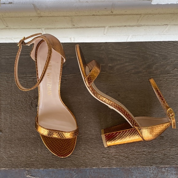 STUART WEITZMAN Nearlynude Snakeskin Embossed Leather Sandals in Bronze - Picture 2 of 11